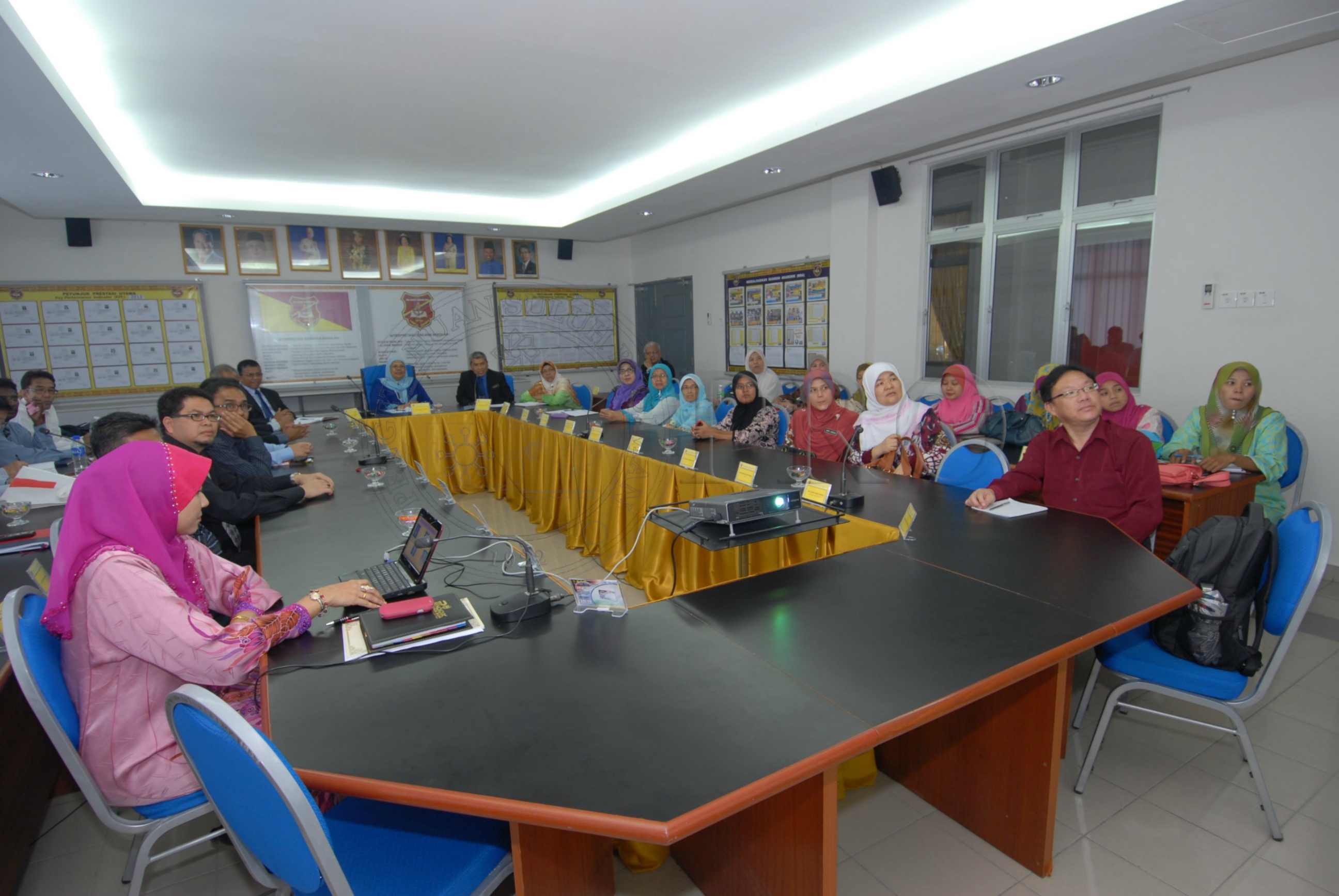 PRO 14 01 SEKOLAH FBA 8088